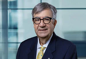 Photo of Antonio A. Arias-Larcada